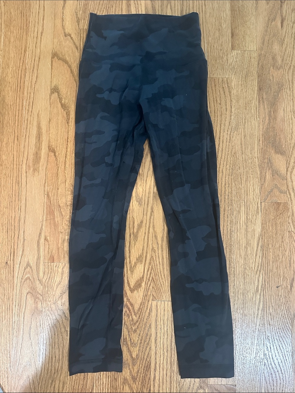 Lululemon cropped camo align leggings